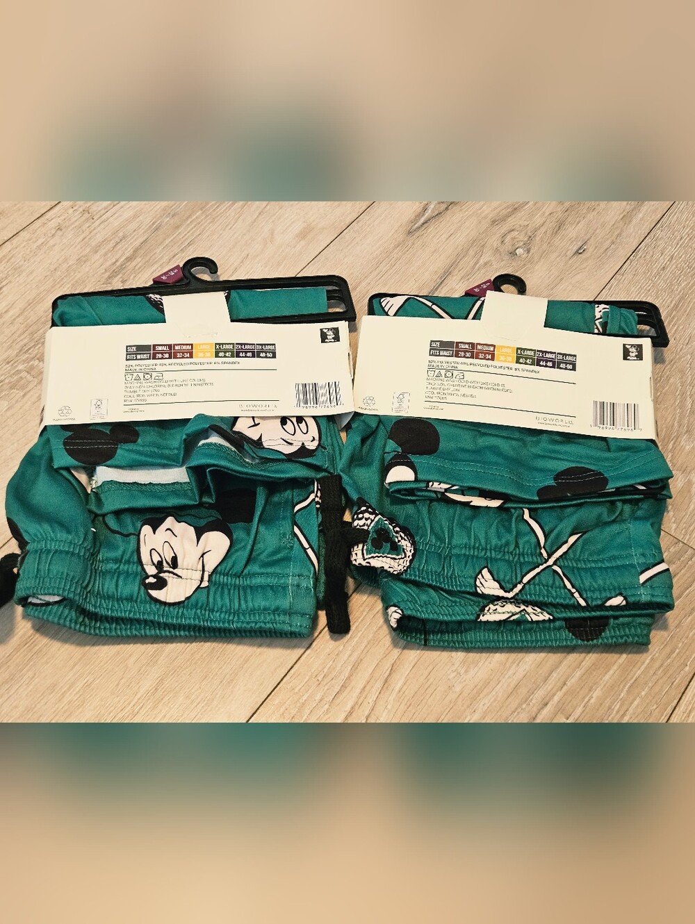 Lot of 2 Disney Mickey Mouse Men's Golf Pajama Sleep Shorts Green Size Small NWT - Picture 4 of 6